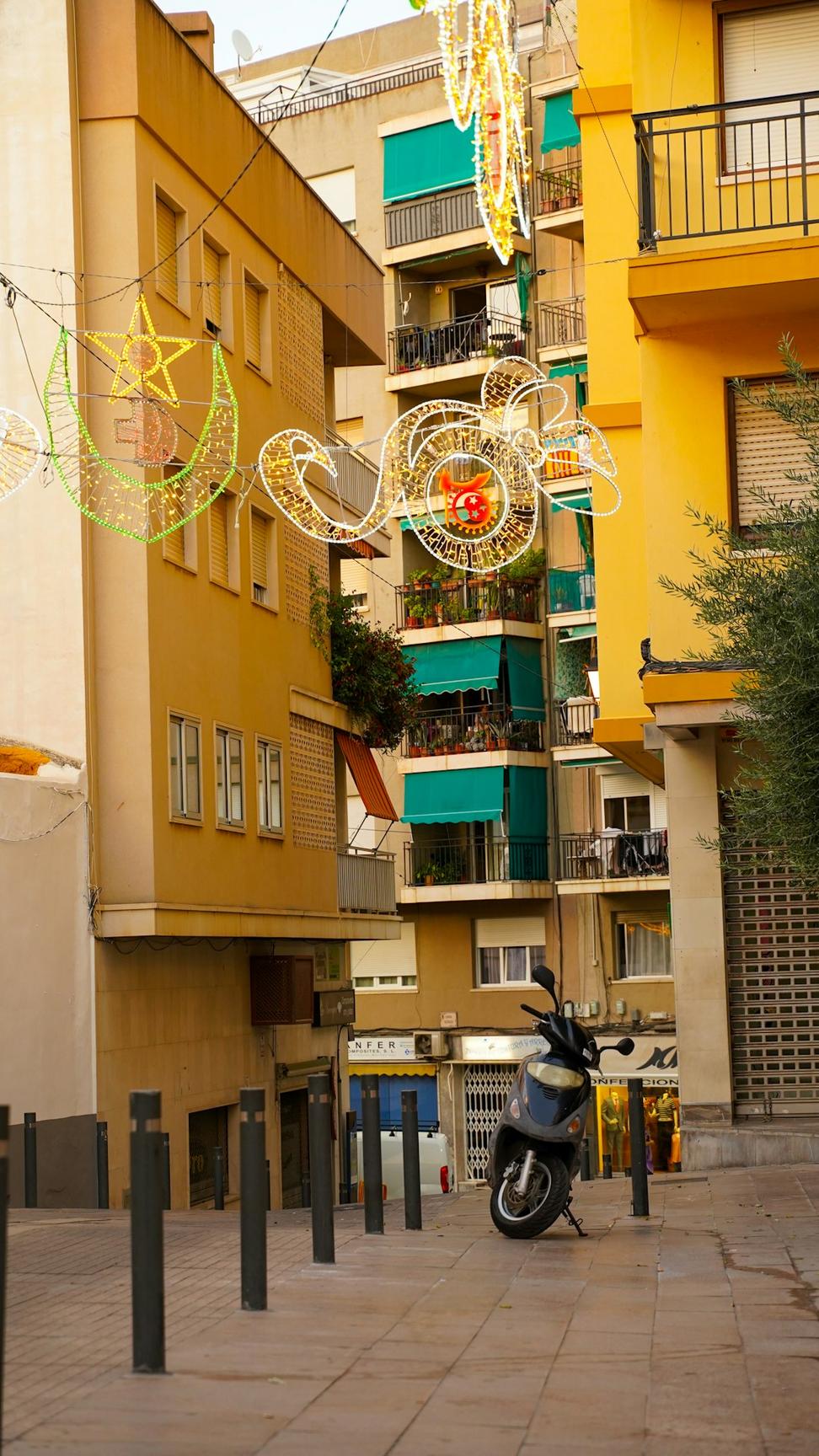 Metropolitan Square